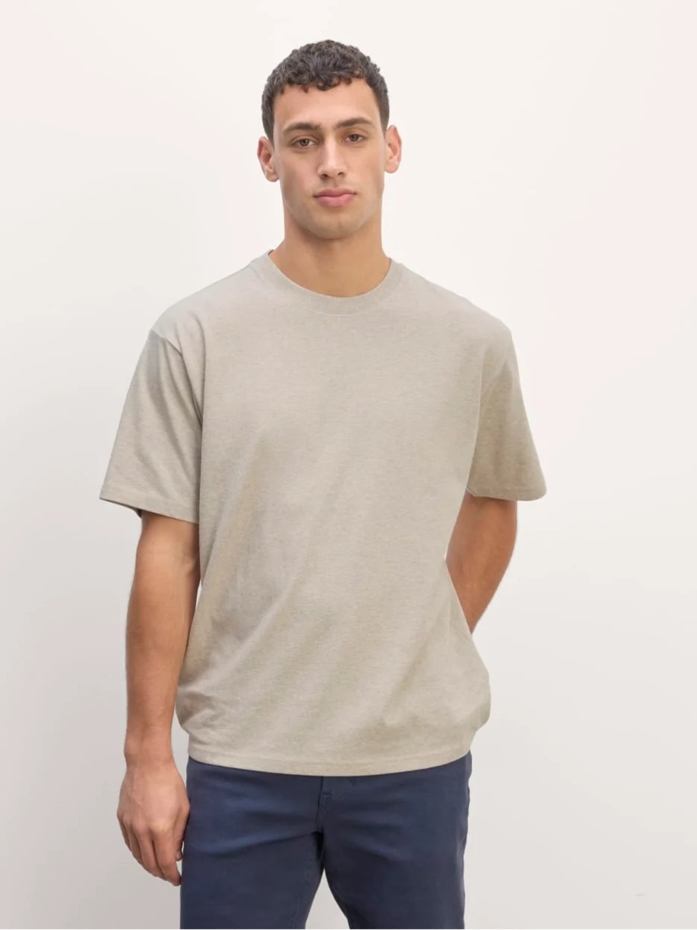 Everlane The Premium-Weight Relaxed Crew T-Shirt Heathered Oatmeal L NWT - Picture 1 of 14
